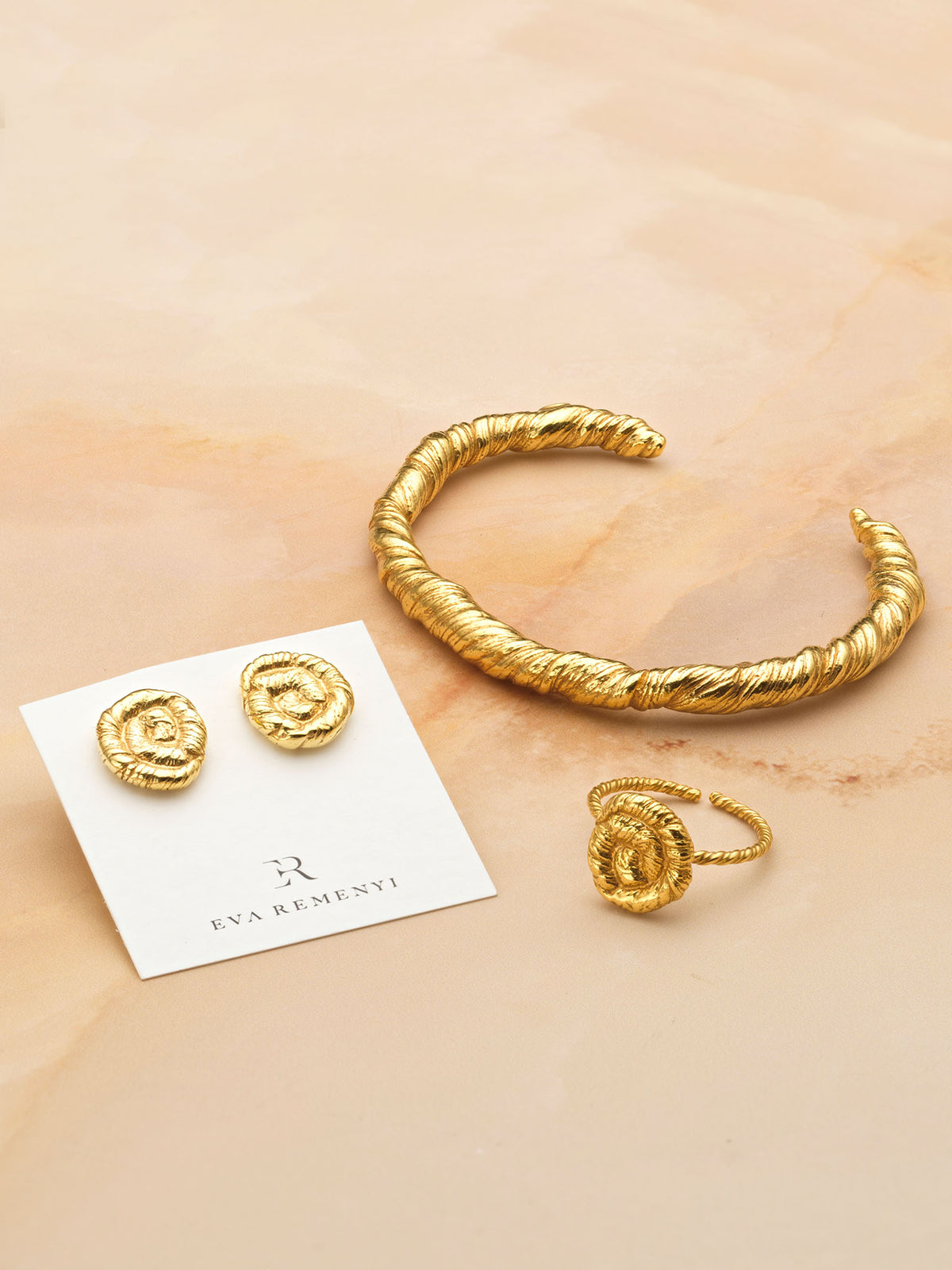 Nautilus Ring Gold
