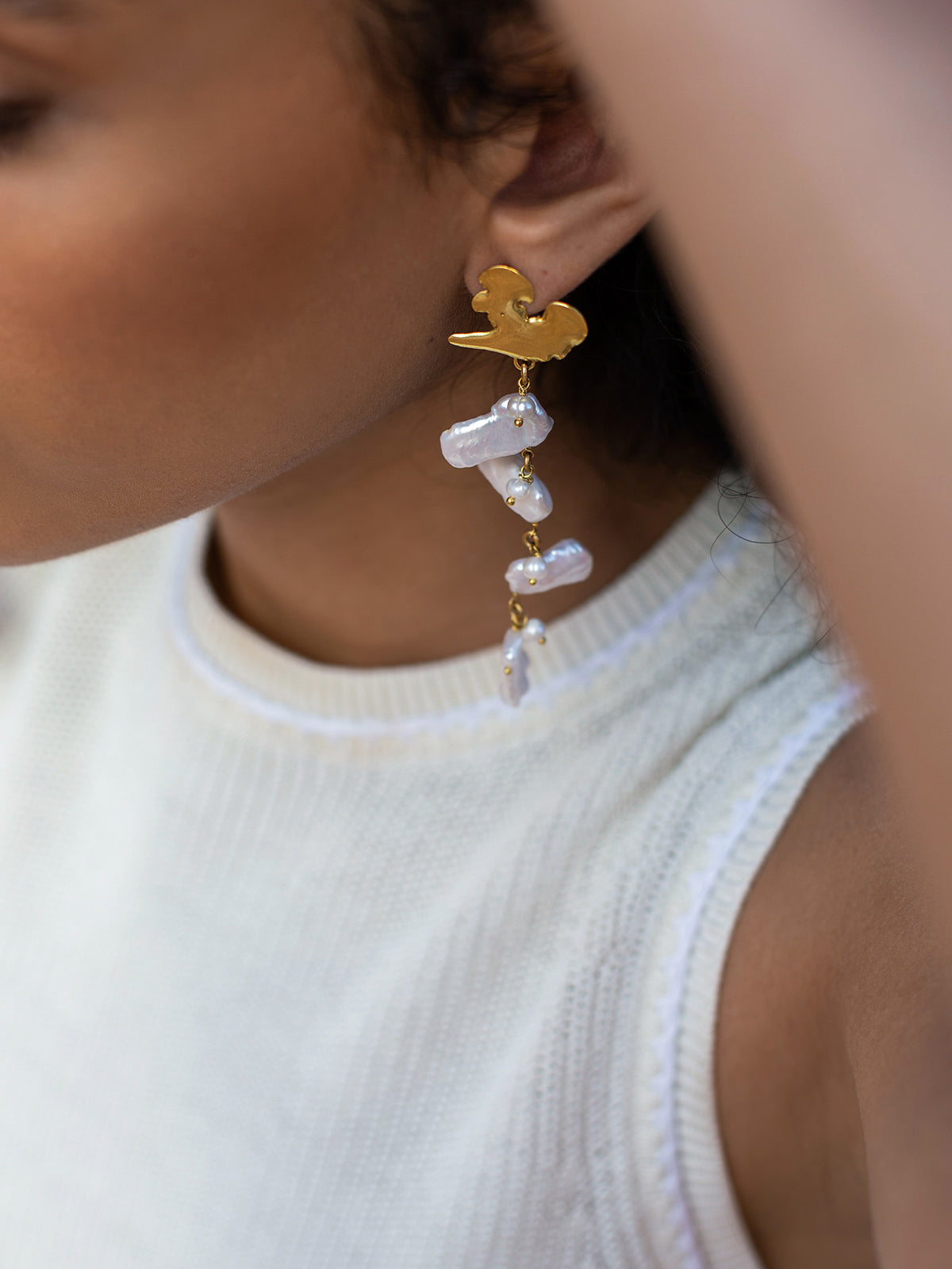 Euphoria Keshi Pearl Earrings