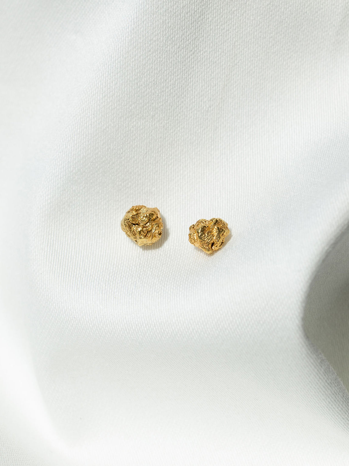 Archaic Stud Earrings Gold
